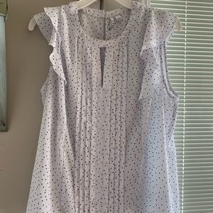 Elle Size Large Ruffle sleeveless blouse. White with small black polka dots.